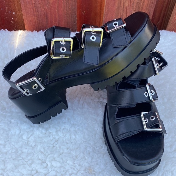 Zara Women Platform Track Sole Sandals Buckles Size 40 - Picture 11 of 12